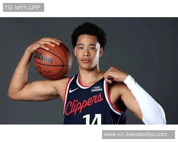 祖巴茨单场狂揽33分18篮板创快船队史近20年新纪录